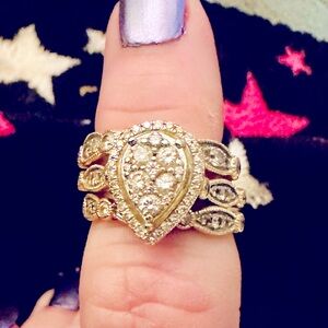 Gorgeous 1 1/2 carat 14k gold wedding set